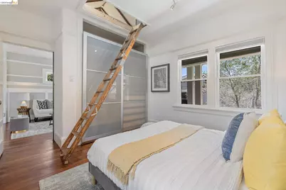 870 43rd St, Oakland, CA 94608 - Photo 53