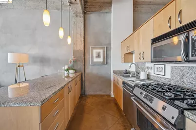 201 4th Street #406, Oakland, CA 94607 - Photo 9