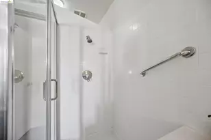201 4th St, Oakland, CA 94607 - Photo 29