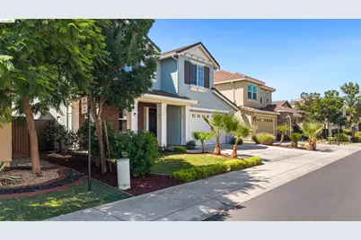 8056 Westport Cir, Discovery Bay, CA 94505 - Photo 3