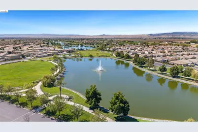 8056 Westport Cir, Discovery Bay, CA 94505 - Photo 51