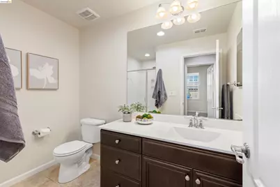 8056 Westport Cir, Discovery Bay, CA 94505 - Photo 19