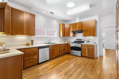 1811 8th St., Alameda, CA 94501 - Photo 27