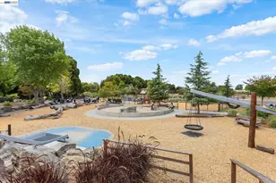 1811 8th St, Alameda, CA 94501 - Photo 83