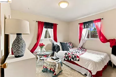 207 Holly St., Vallejo, CA 94589 - Photo 17