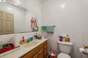 2212 25th Ave, Oakland, CA 94601 - Photo 23