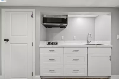 17119 Rolando Ave, Castro Valley, CA 94546 - Photo 37