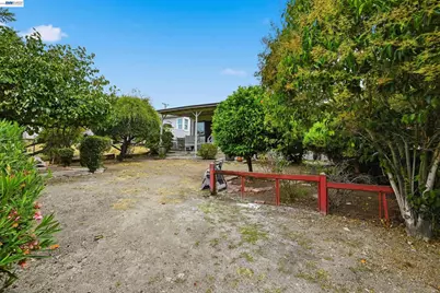 17119 Rolando Ave, Castro Valley, CA 94546 - Photo 47