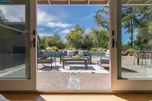 445 Kingsford Dr, Moraga, CA 94556 - Photo 17