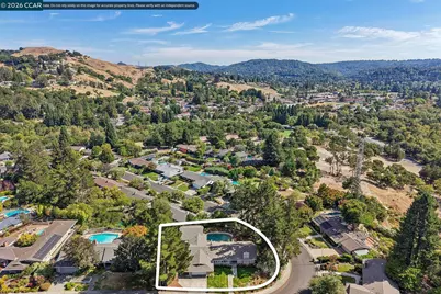 445 Kingsford Dr, Moraga, CA 94556 - Photo 47