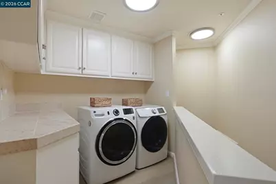 87 Claremont Ave, Orinda, CA 94563 - Photo 27