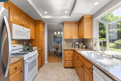 109 Blossom Ct, Danville, CA 94506 - Photo 11