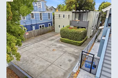 2922 Otis St, Berkeley, CA 94703 - Photo 15