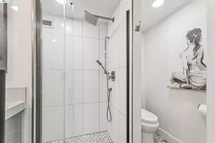 247 4th St, Oakland, CA 94607 - Photo 35