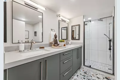 247 Fourth Street #405, Oakland, CA 94607 - Photo 33
