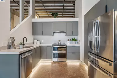 247 Fourth Street #405, Oakland, CA 94607 - Photo 19