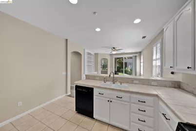 297 Baldwin Dr, Brentwood, CA 94513 - Photo 13