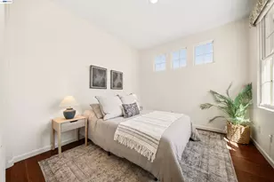 381 Hollister Ave, Alameda, CA 94501 - Photo 25