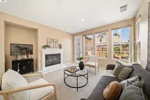 381 Hollister Ave, Alameda, CA 94501 - Photo 13