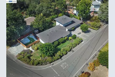 3255 Sweet Dr, Lafayette, CA 94549 - Photo 21