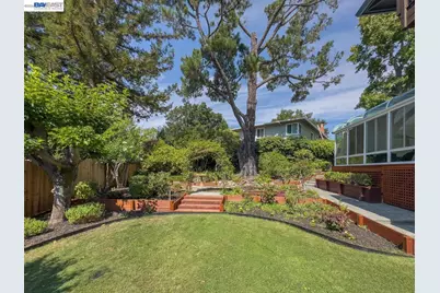3255 Sweet Dr, Lafayette, CA 94549 - Photo 33