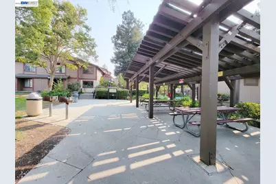 287 Warren Ave, Fremont, CA 94539 - Photo 15