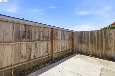 10401 Shaw St #401, Oakland, CA 94605 - Photo 39
