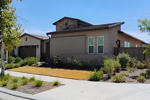 965 Beaver Pond Loop, Madera, CA 93636 - Photo 3