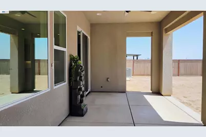 965 Beaver Pond Loop, Madera, CA 93636 - Photo 25