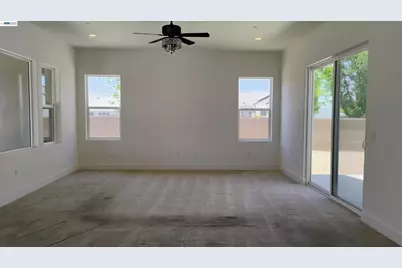 965 Beaver Pond Loop, Madera, CA 93636 - Photo 11