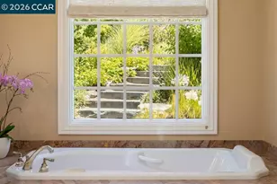 694 Los Palos Dr, Lafayette, CA 94549 - Photo 21