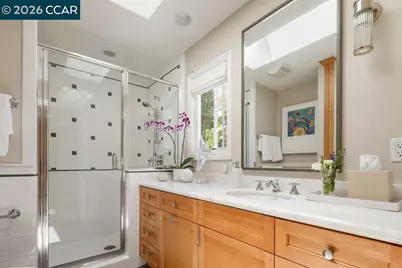 694 Los Palos Dr, Lafayette, CA 94549 - Photo 25