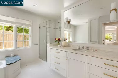 694 Los Palos Dr, Lafayette, CA 94549 - Photo 27