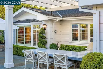 694 Los Palos Dr, Lafayette, CA 94549 - Photo 51