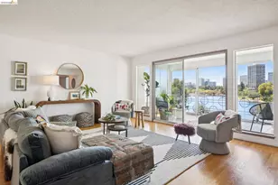 2324 Lakeshore Ave, Oakland, CA 94606 - Photo 11