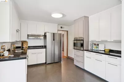 2324 Lakeshore Ave #6, Oakland, CA 94606 - Photo 35