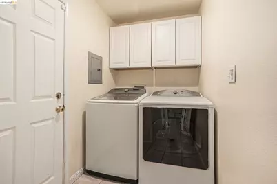 266 Brady Street, Martinez, CA 94553 - Photo 17