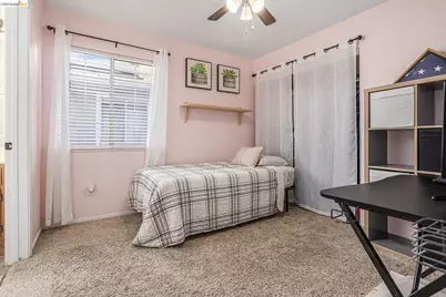 266 Brady Street, Martinez, CA 94553 - Photo 23