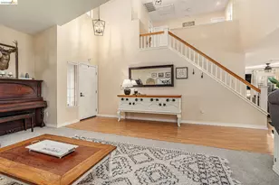 266 Brady St, Martinez, CA 94553 - Photo 7
