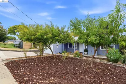1210 Highland Blvd, Hayward, CA 94542 - Photo 3
