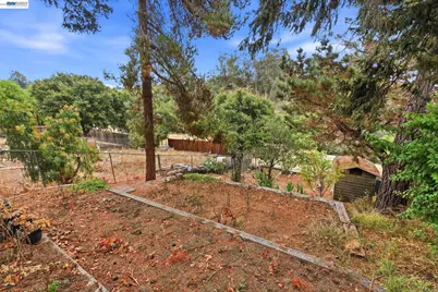 1210 Highland Blvd, Hayward, CA 94542 - Photo 45