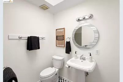 2614 Warring St #9, Berkeley, CA 94704 - Photo 11