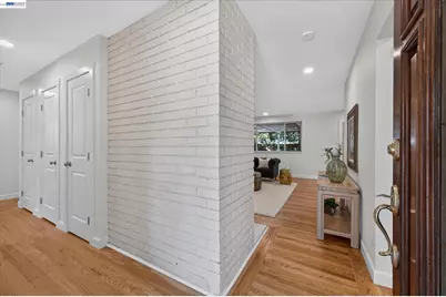 1787 Roxbury Dr, Concord, CA 94519 - Photo 5