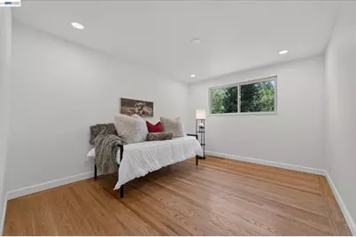 1787 Roxbury Dr, Concord, CA 94519 - Photo 29