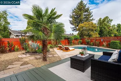 31 Rogers Ct, Pleasant Hill, CA 94523 - Photo 5