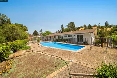 732 Moraga Rd, Moraga, CA 94556 - Photo 19