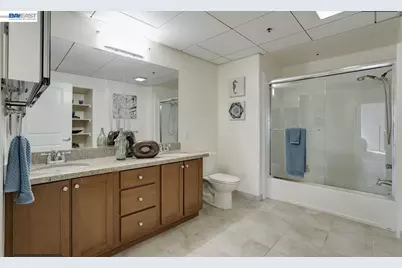 [Address not provided], Oakland, CA 94607 - Photo 7