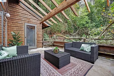 7360 Claremont Ave, Berkeley, CA 94705 - Photo 17