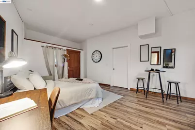 7360 Claremont Ave, Berkeley, CA 94705 - Photo 27