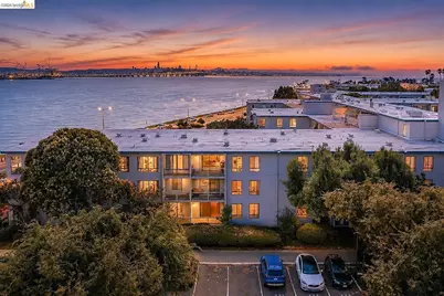 3 Commodore Dr #B153, Emeryville, CA 94608 - Photo 35
